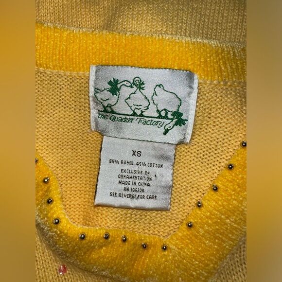 The Quacker Factory Sequined Butterfly‎ Beaded Yellow V-Neck Sweater Size XS - Picture 7 of 9